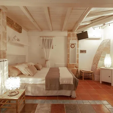 Lucamaria Bed & Breakfast *