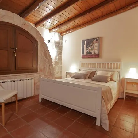 Lucamaria Bed & Breakfast